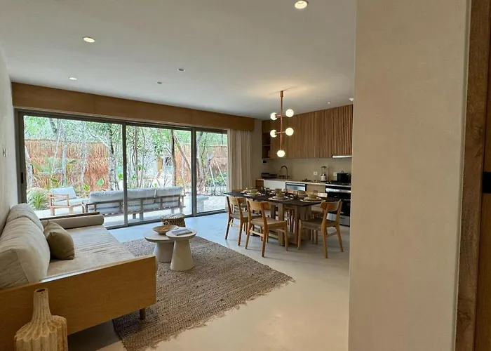 Luxury 3 Bedroom With Private Pool Aflora