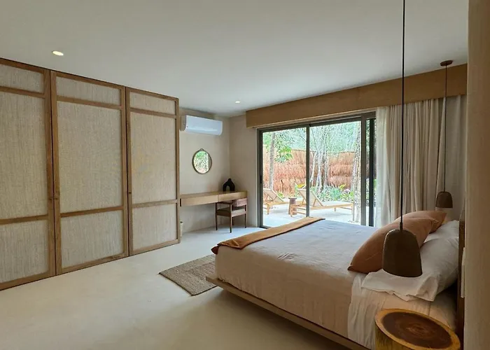 Luxury 3 Bedroom With Private Pool Aflora Casa de férias