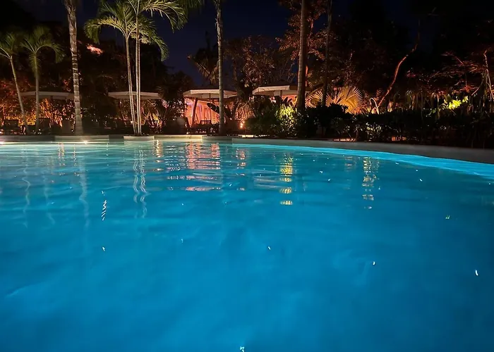 Luxury 3 Bedroom With Private Pool Aflora *
